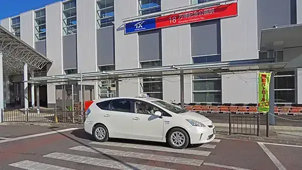 万博記念公園駅（出入許可台数：１台）